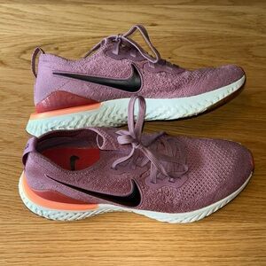 Nike Epic React Flyknit 2